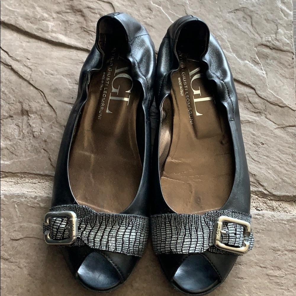 AGL peep toe black and silver snake size 39